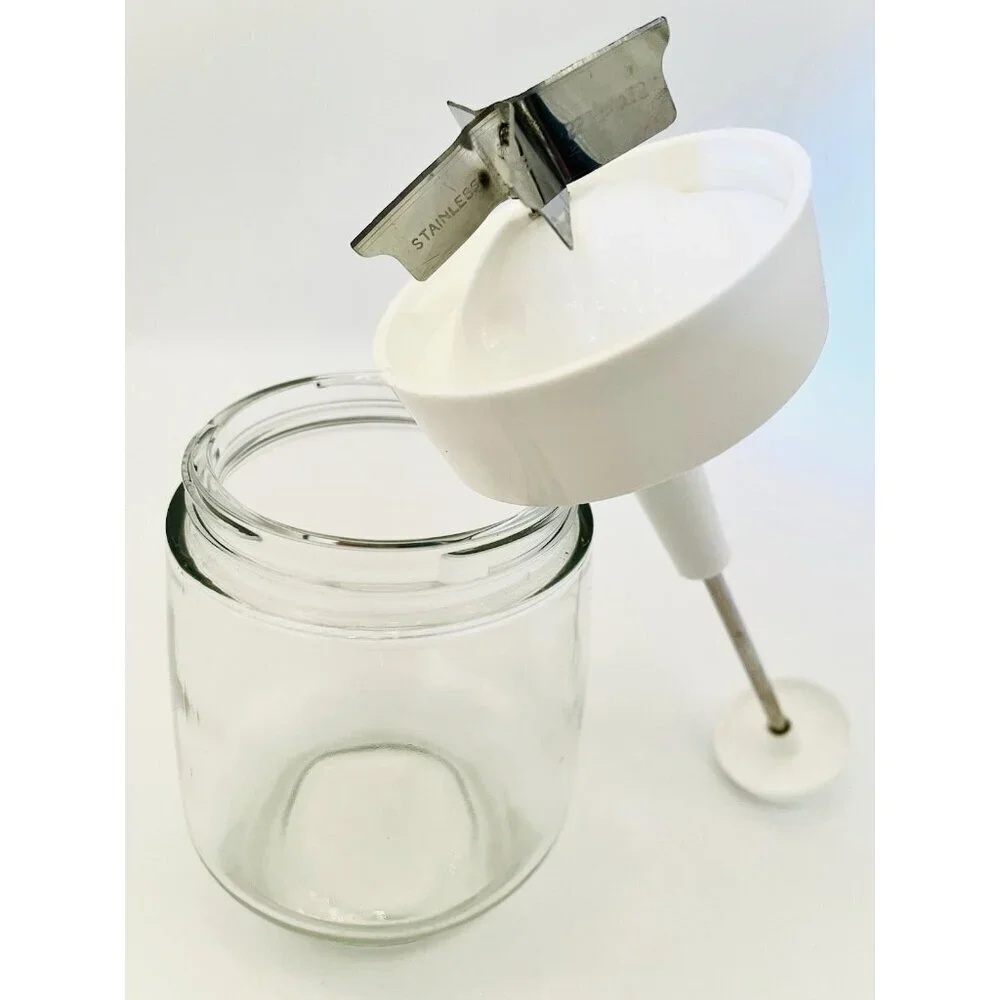 Retro Gemco Manual Food Chopper White Plunger Glass Jar Stainless Steel Blade